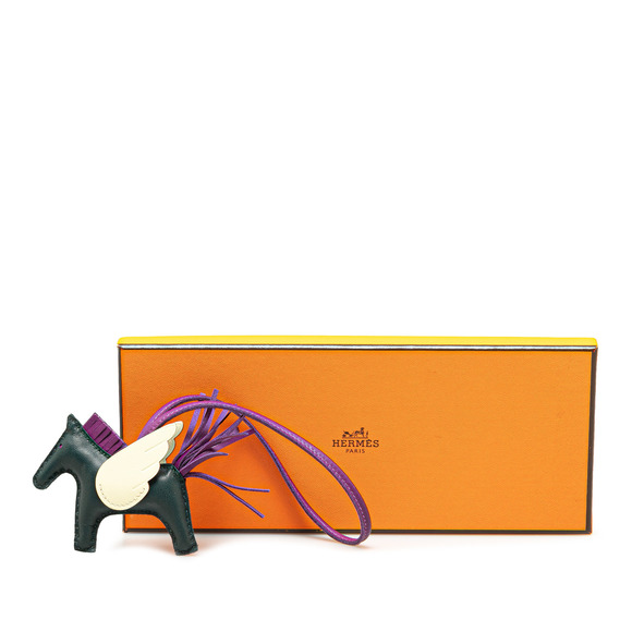 Pre-Loved Hermès Milo Lambskin Grigri Rodeo Bag Charm TPM - Picture 7 of 7